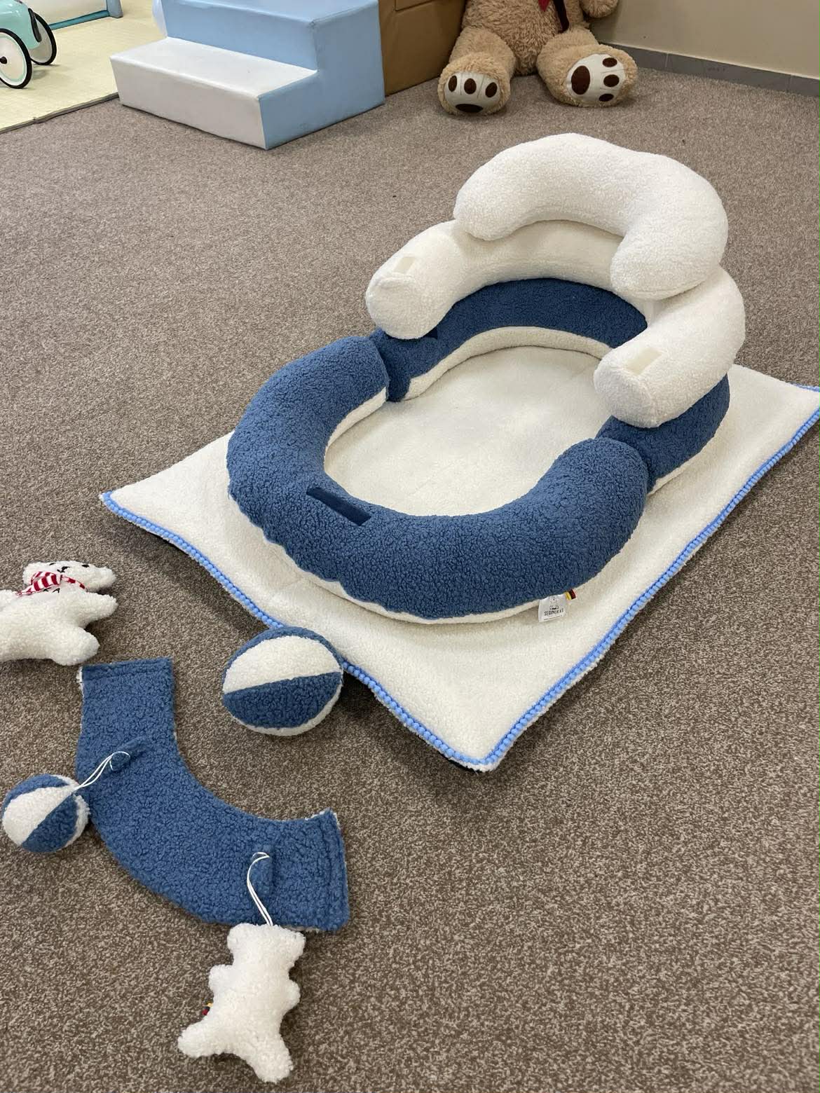 Sėdinukas kūdikiams „Transformeris“ su kilimėliu 95×75 cm – rankų darbo dovana | Teddy vandenynas - Image 3