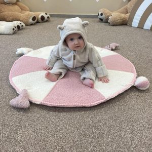 Edukacinis kilimėlis su rankų darbo žaisliukais | Teddy ledinukas