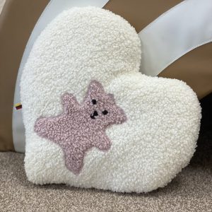 Rankų darbo meškutis–miego pagalvėlė I Širdelė ledinukas